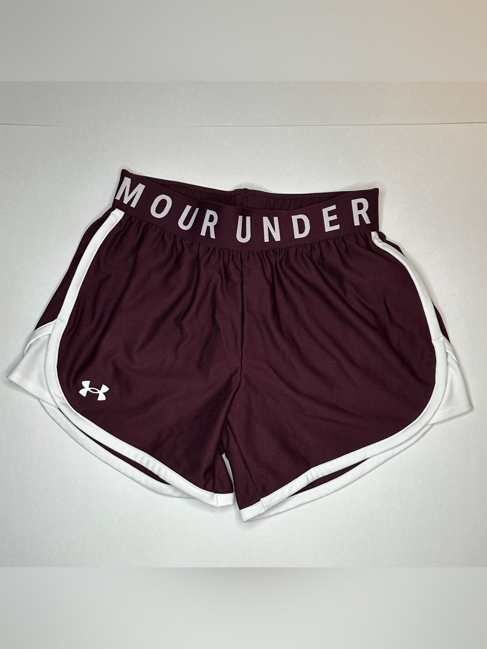 NWT Under Armour Womens Play Up 3.0 Shorts Maroon Burgundy Size XS
